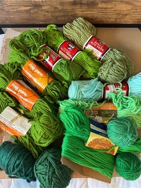 American Threads Assorted Green Agua Rug Yarn skein Bundle